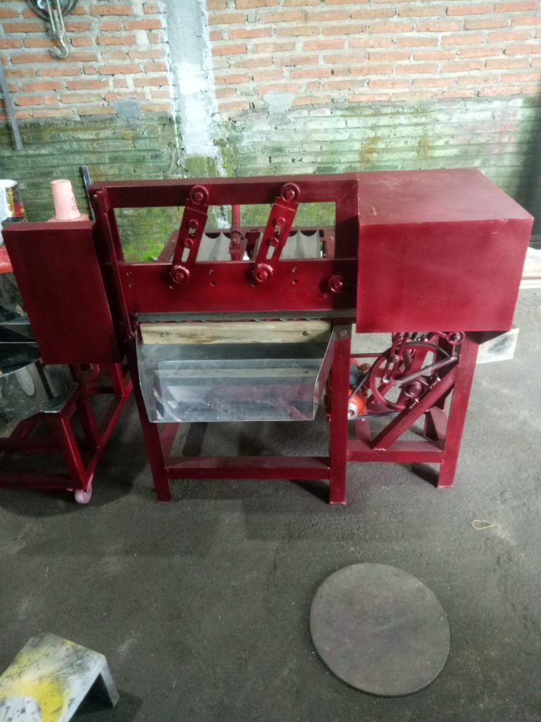 mesin perajang kerupuk