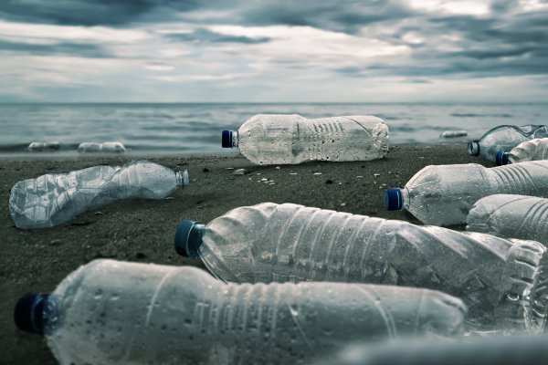 limbah plastik